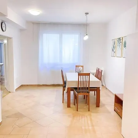 Comfort -2bedroom,central,balcony,elevator,ac Apartament Budapeszt