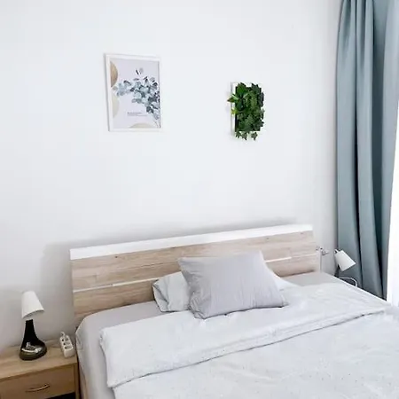 Apartament Comfort -2bedroom,central,balcony,elevator,ac *