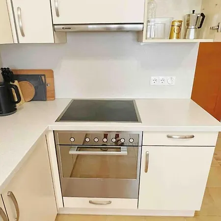 Apartament Comfort -2bedroom,central,balcony,elevator,ac